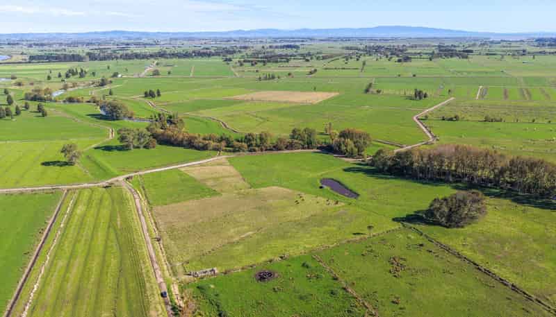 134 and 14 Station Road, Puriri