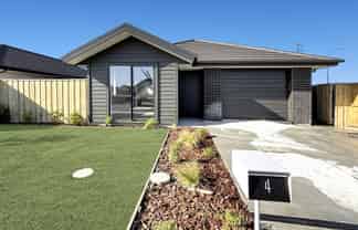 4 Campbell Dr, Lincoln