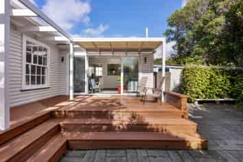 46 Duthie Street, Karori