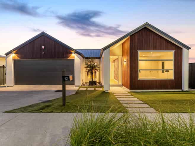 12 Archibald Drive, Milldale