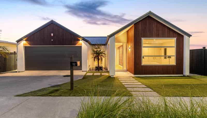 12 Archibald Drive, Milldale