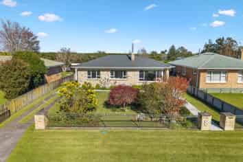 8 Churchill Avenue, Te Aroha