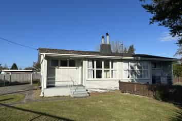 158 Sunset Road, Mangakakahi