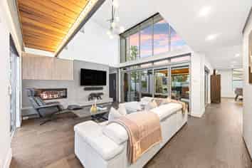 18 Melrose Street, Christchurch Central