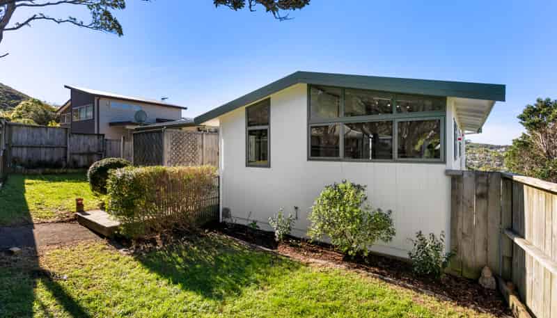 84 Thurleigh Grove, Karori