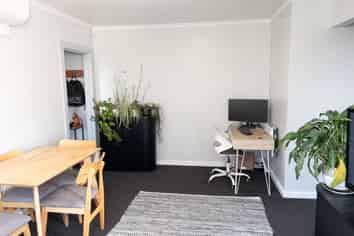 8/288 College Street, West End