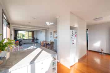 92 Stenhope Crescent, Corstorphine