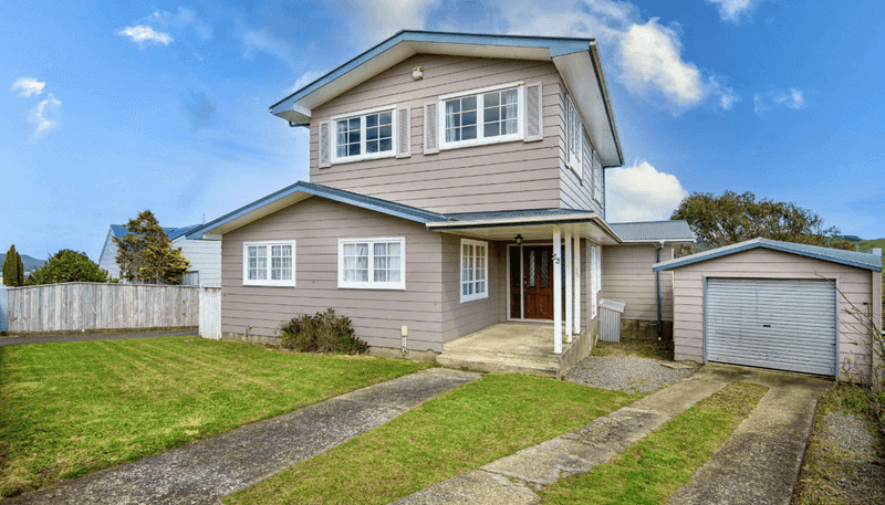 35 Outram Grove, Kelson