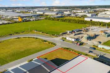 1083sqm Prime Corner Site