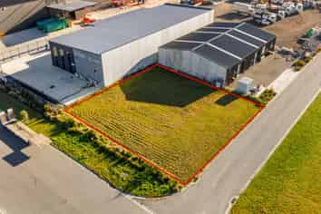 1083sqm Prime Corner Site