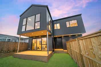 30 Tomintoul Place, Highland Park