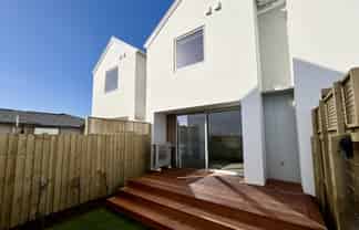 2/45 Grafton Street, Waltham