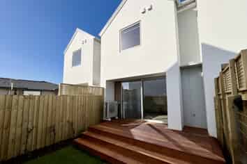 2/45 Grafton Street, Waltham