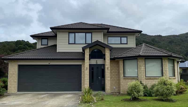 3 Sun Valley Way, Wainuiomata