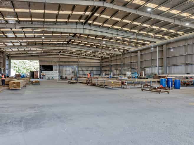 Industrial with yard - Flexible options