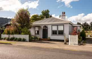 47 Railway Row, Ohakune