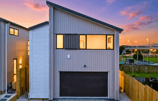 53 Meadowood Drive, Unsworth Heights