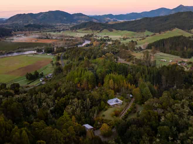 22 Herring Stream Road, Motueka Valley