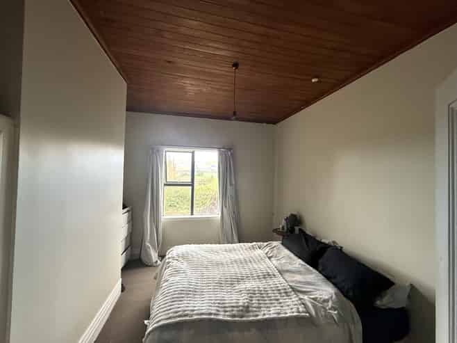 17 Kaihiku Road, Waiwera South