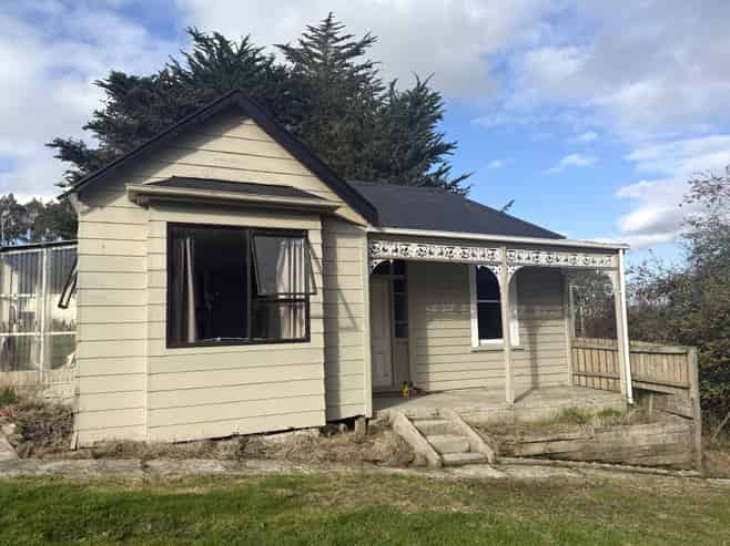 17 Kaihiku Road, Waiwera South