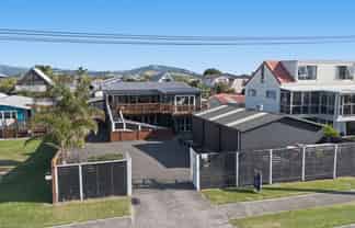 476 Papamoa Beach Road, Papamoa