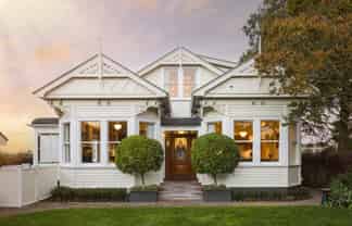 23 Ruakiwi Road, Hamilton Lake
