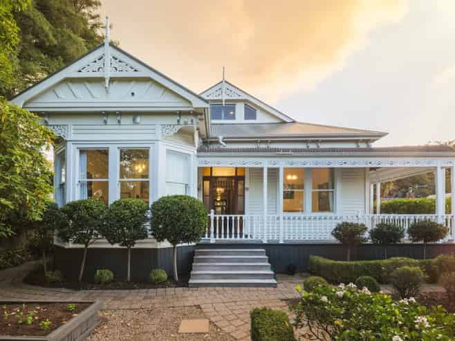 23 Ruakiwi Road, Hamilton Lake