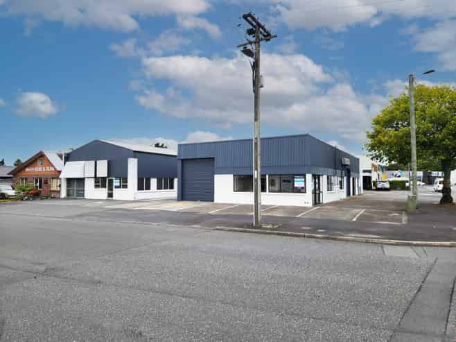 Corner Site | High-Profile Industrial Opportunity