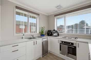 21 Biggar Street, Strathern