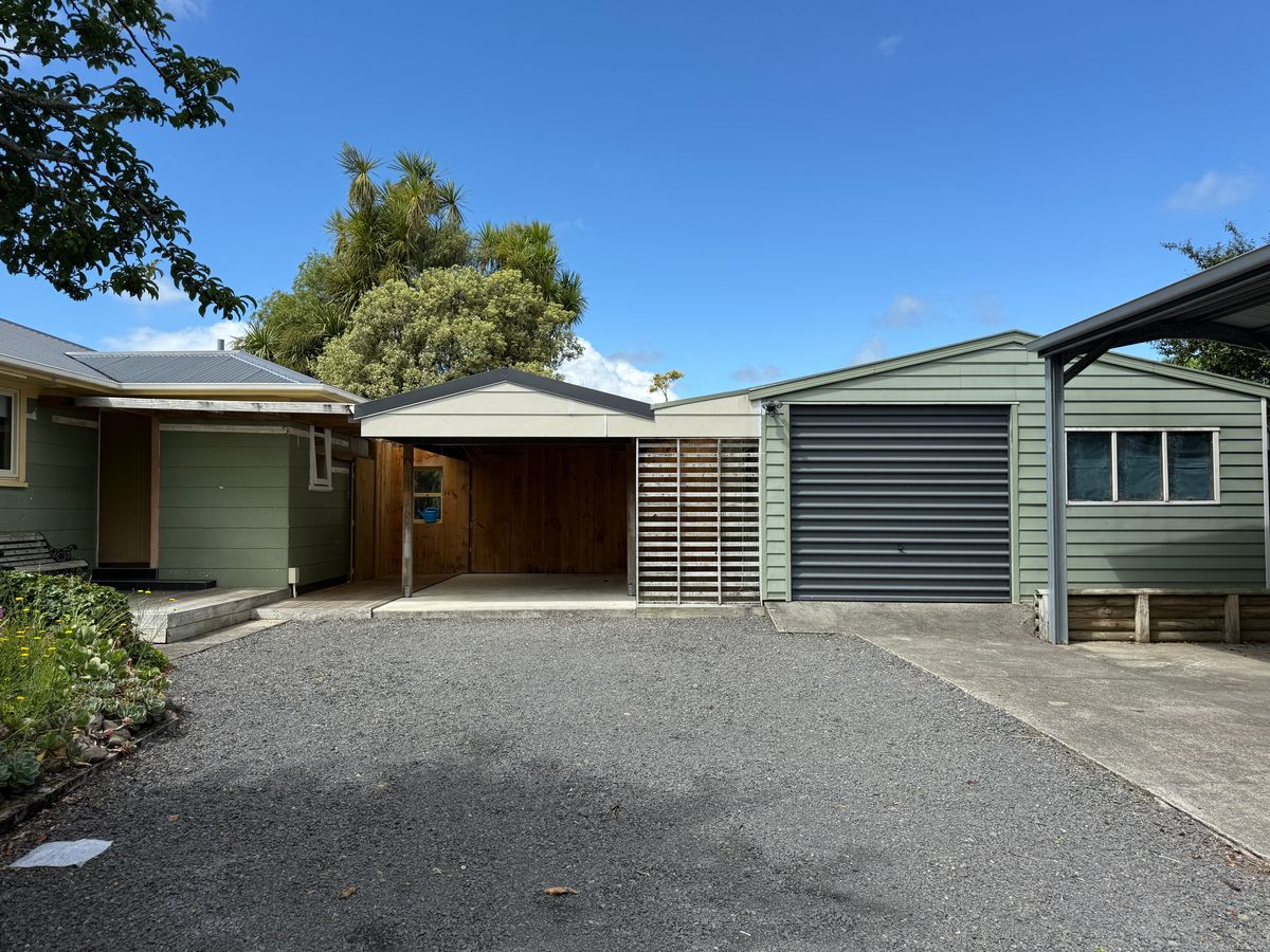 Spacious, Outdoor-Friendly Home in Waihi - Prikaz 3