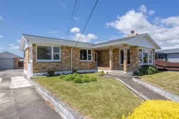 21 Meadowvale Dr, Levin