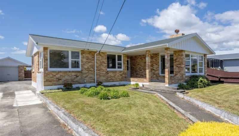 21 Meadowvale Dr, Levin