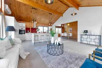 10 Taha Road, Waimauku
