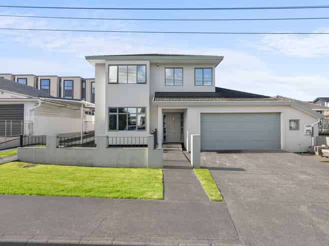 6 Toru Street, Te Atatu Peninsula
