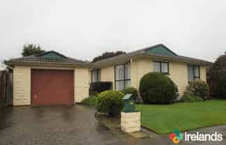 32 Cowes Street, Avondale