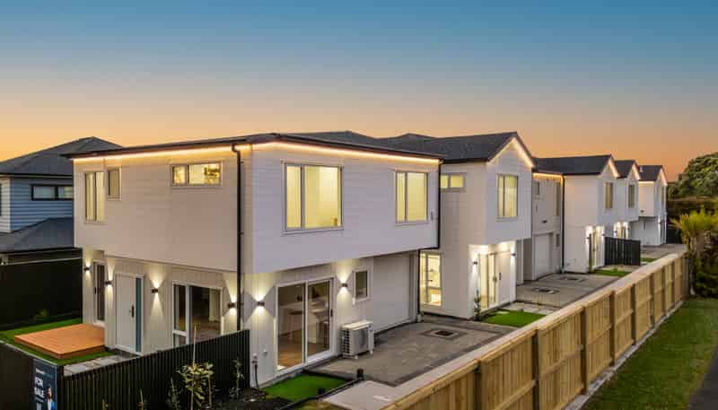 4/17 Muir Avenue, Mangere Bridge