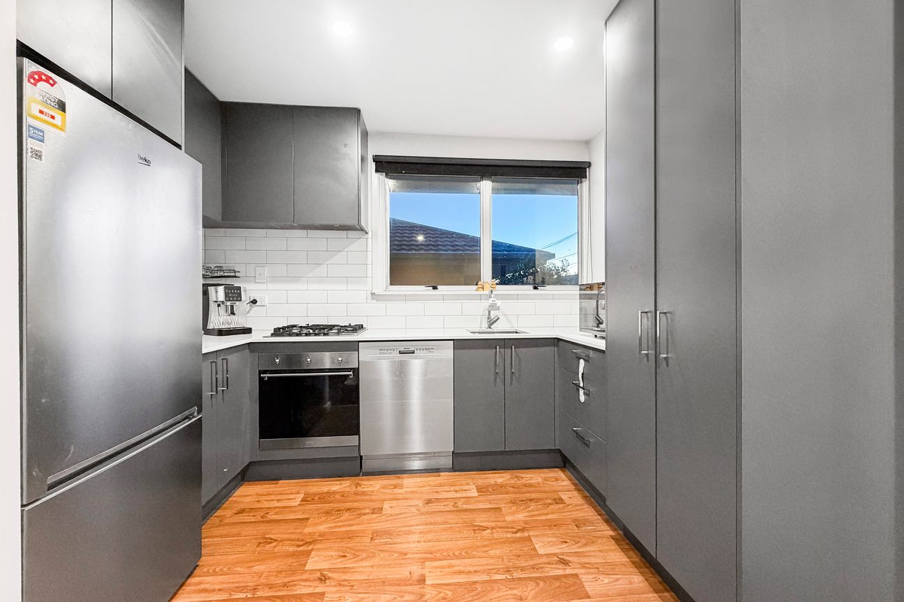 Solid, Stylish & Superb Buying in Spreydon - Ansicht 2