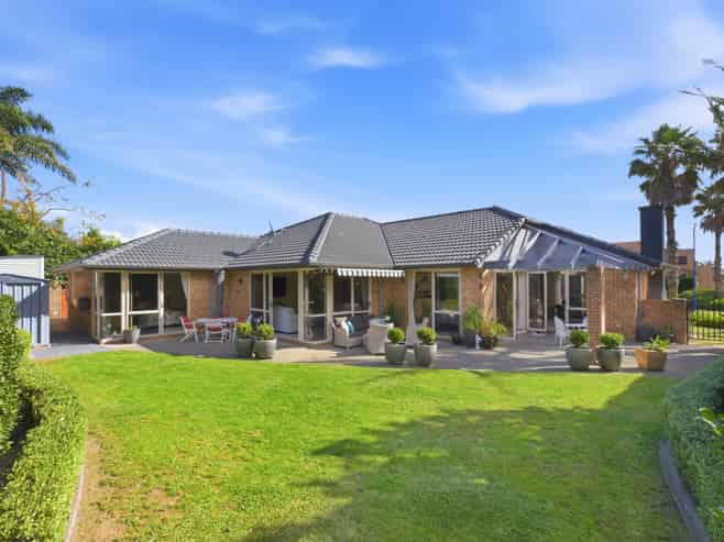 1 Bahamas Key, Papamoa