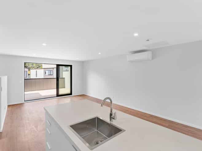 13/4 Tawhai Street, Stokes Valley