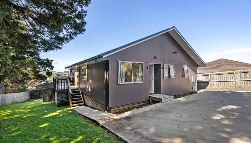 38 Pebble Beach Boulevard, Kamo