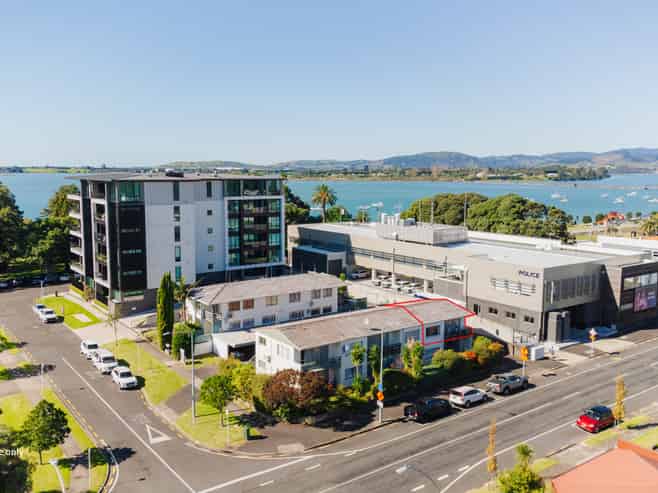 4/16 Park Street, Tauranga Central