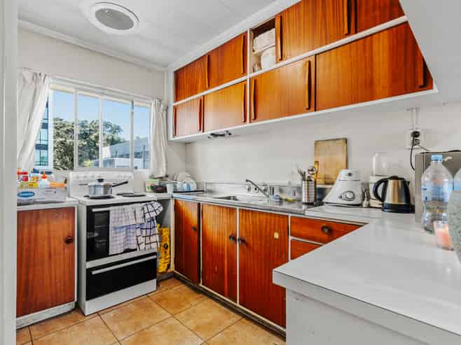 4/16 Park Street, Tauranga Central