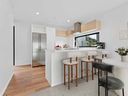 5/4 Tawhai Street, Stokes Valley