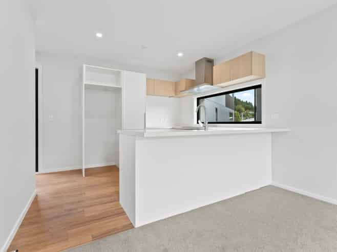 4/4 Tawhai Street, Stokes Valley