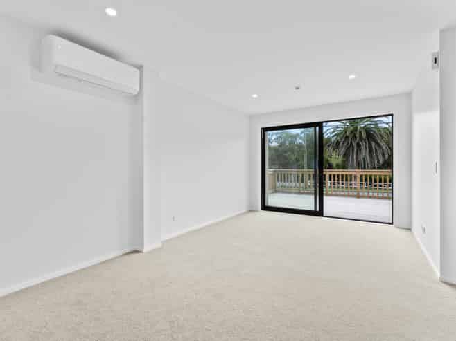 4/4 Tawhai Street, Stokes Valley