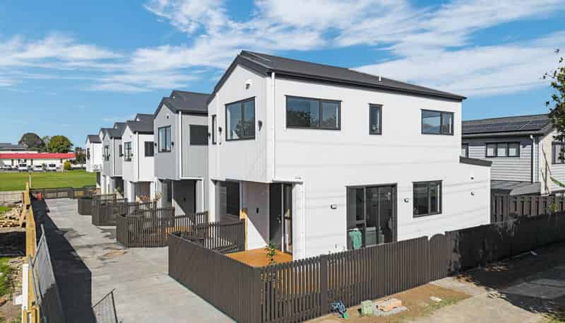 Lot 1/158 Browns Road, Manurewa