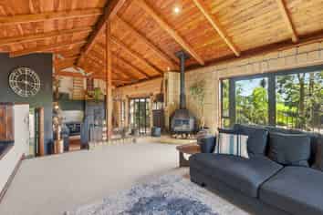 261 Matarau Road, Matarau