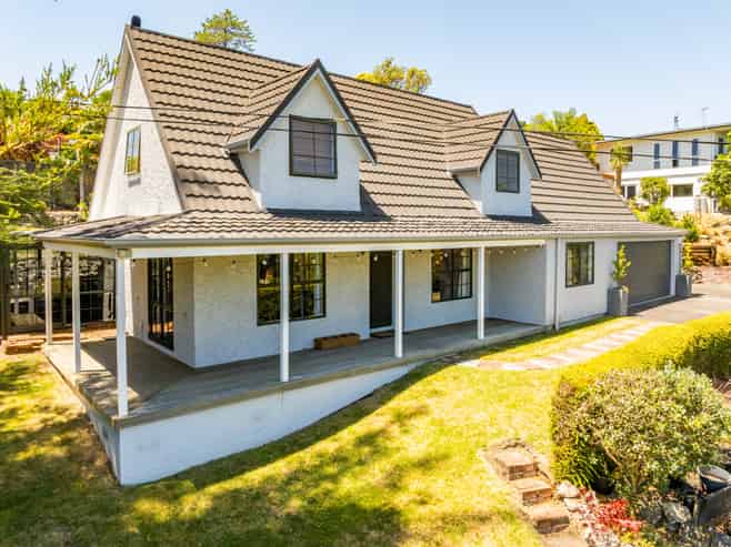 19a Tainui Drive, Havelock North