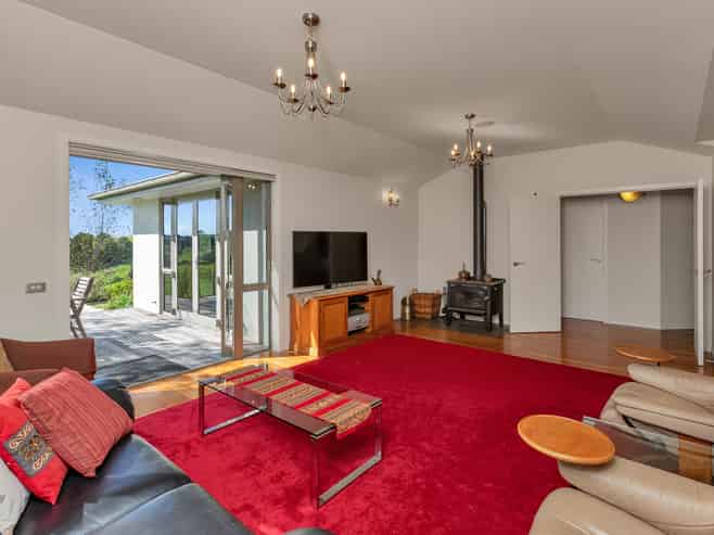 232 Adams Road, Glenbervie