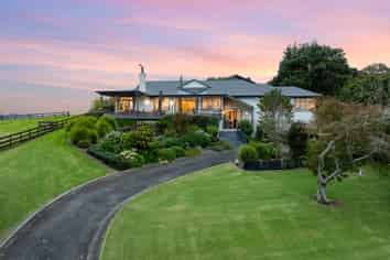 25 Rewa Rewa Valley, Tairua